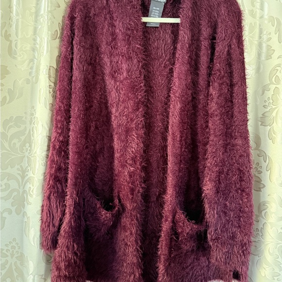 Chelsea & Theodore Fuzzy Maroon Cardigan - Picture 5 of 5